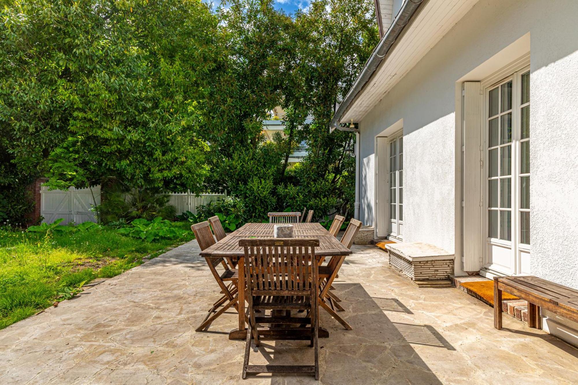 Grand & Classy Apartment With Private Garden, Villa Des Ammonites Meudon Eksteriør bilde